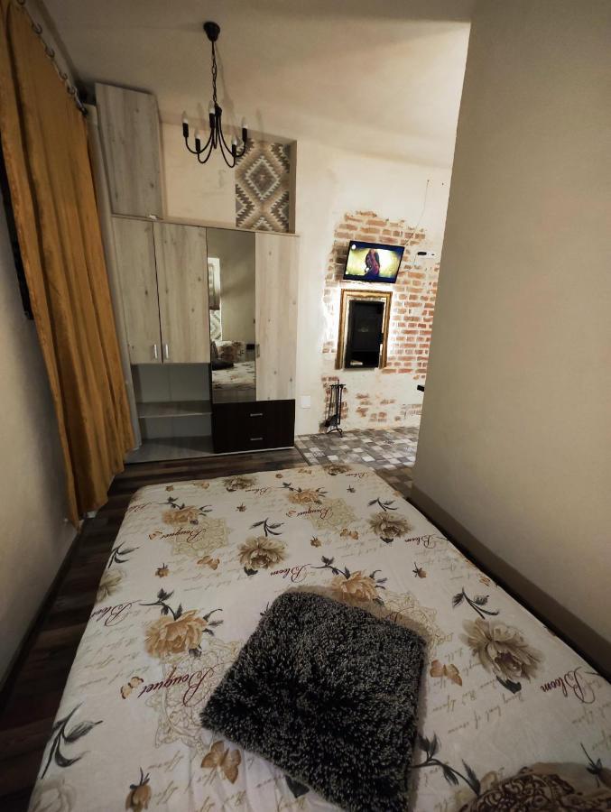 Old City Romantic Studio Braşov Exterior foto